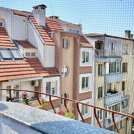 Bright Central Studio For 4 In Burgas Exterior foto